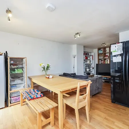 Double Bedroom In Clapham London Exterior photo
