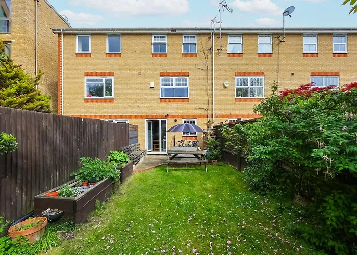 Double Bedroom In Clapham